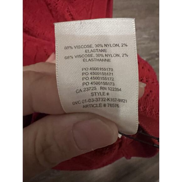 Aritzia Women Babaton Sculpt Knit Cropped Tank White M Stretchy Red - Picture 3 of 7